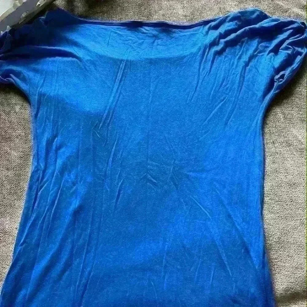 Armani Exchange Bright Blue White Neck T-Shirt with Rhinestone Pocket De…